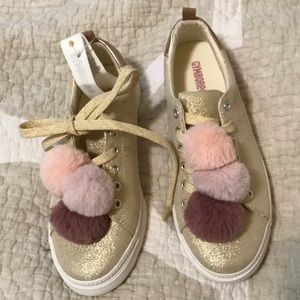 Gymboree girls size 4 sneakers